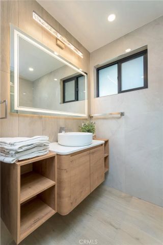 19806 Needles, Chatsworth, CA 91311