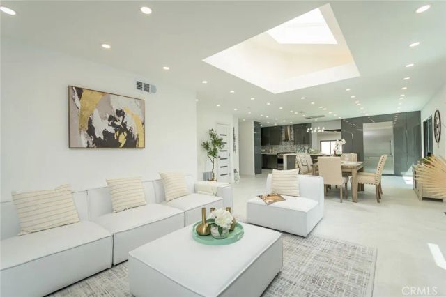 19806 Needles, Chatsworth, CA 91311