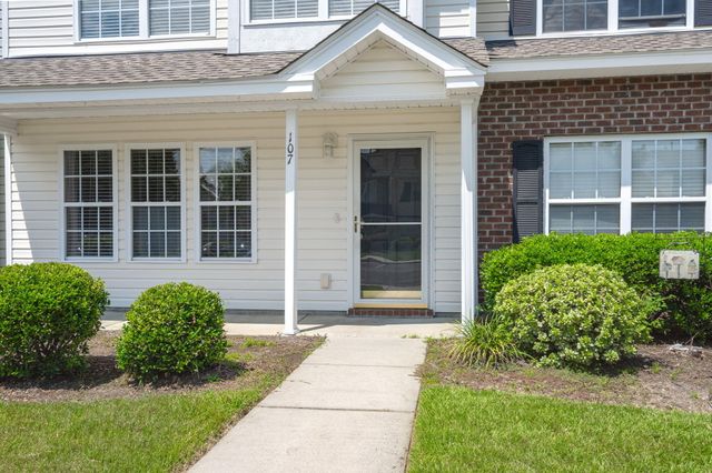 107 Darcy Avenue, Goose Creek, SC 29445