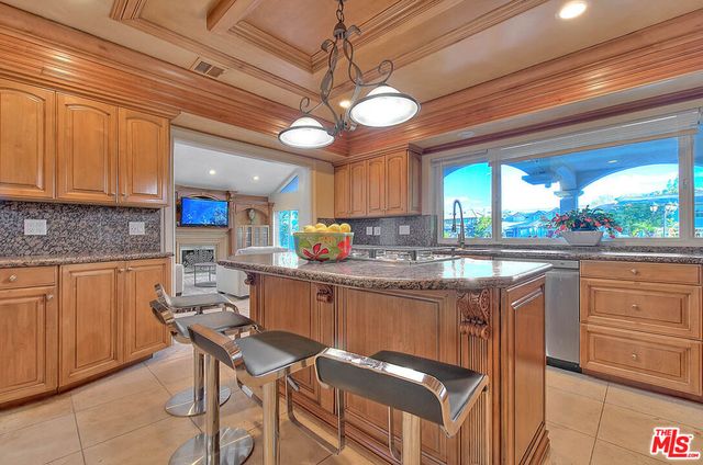 3800 Weatherly Circle, Westlake Village, CA 91361