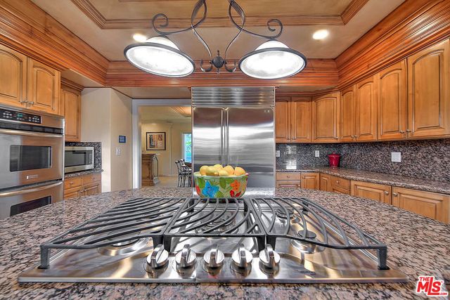 3800 Weatherly Circle, Westlake Village, CA 91361