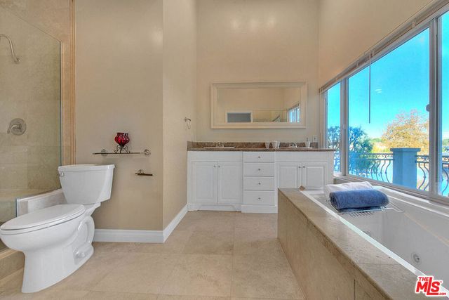 3800 Weatherly Circle, Westlake Village, CA 91361