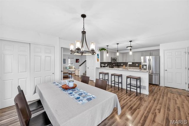 3261 Simeon Bunker Street, St Charles, MO 63301