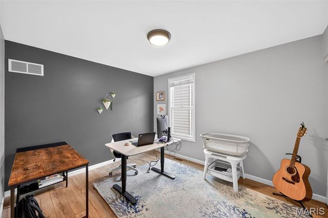 3261 Simeon Bunker Street, St Charles, MO 63301