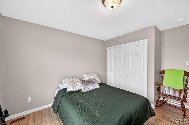 3261 Simeon Bunker Street, St Charles, MO 63301