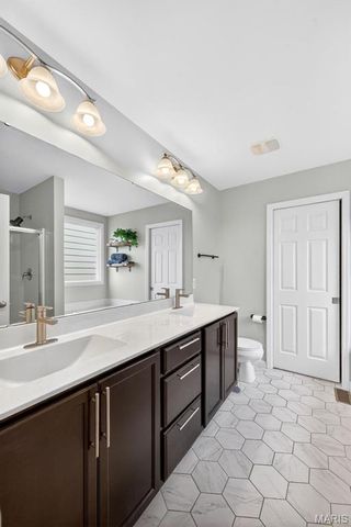 3261 Simeon Bunker Street, St Charles, MO 63301