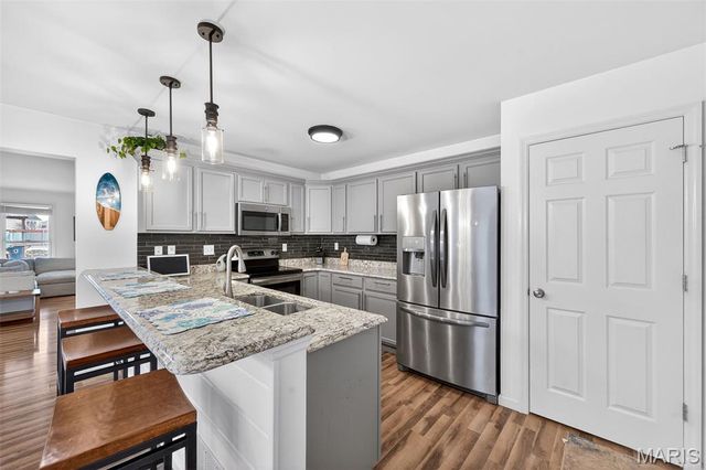 3261 Simeon Bunker Street, St Charles, MO 63301