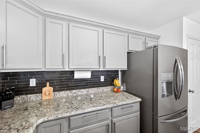 3261 Simeon Bunker Street, St Charles, MO 63301