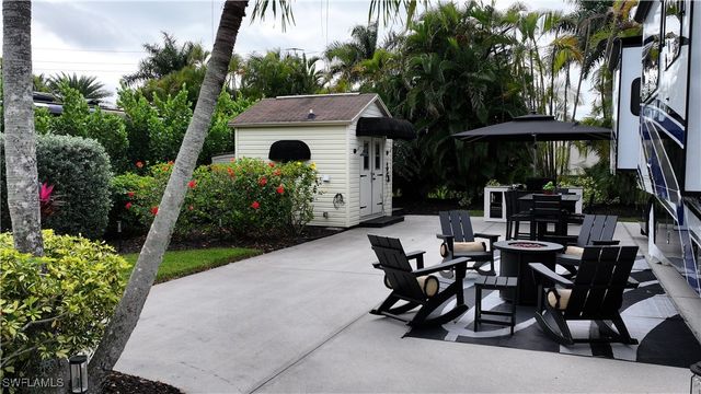 4628 Southern Breeze DR, Naples, FL 34114