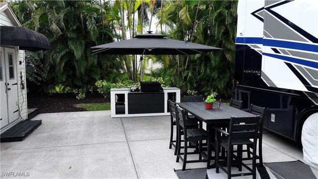 4628 Southern Breeze DR, Naples, FL 34114