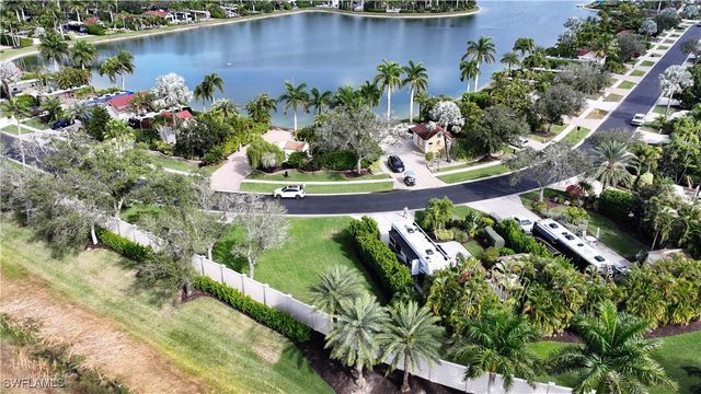 4628 Southern Breeze DR, Naples, FL 34114