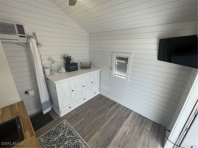 4628 Southern Breeze DR, Naples, FL 34114