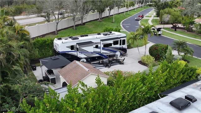 4628 Southern Breeze DR, Naples, FL 34114