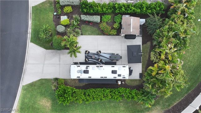 4628 Southern Breeze DR, Naples, FL 34114