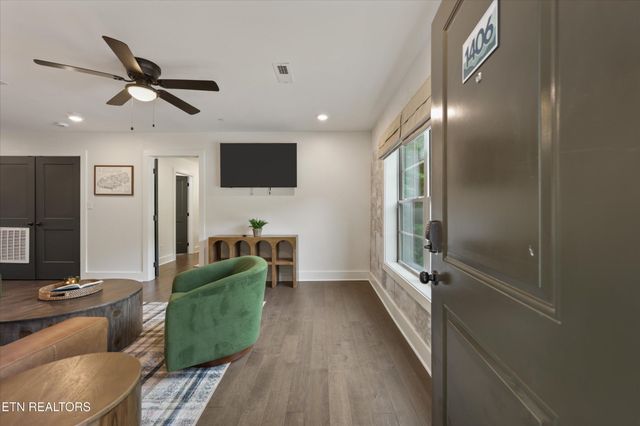 329 Ownby St Unit 1406, Gatlinburg, TN 37738
