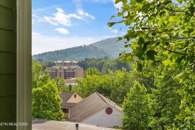 329 Ownby St Unit 1406, Gatlinburg, TN 37738