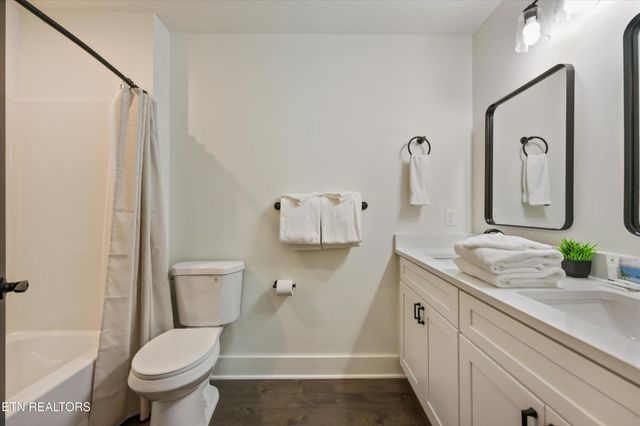 329 Ownby St Unit 1406, Gatlinburg, TN 37738