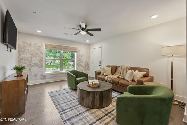 329 Ownby St Unit 1406, Gatlinburg, TN 37738