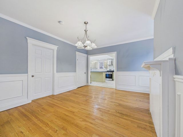 154 Maxfield St, New Bedford, MA 02740