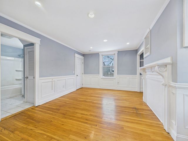 154 Maxfield St, New Bedford, MA 02740