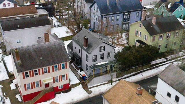 154 Maxfield St, New Bedford, MA 02740