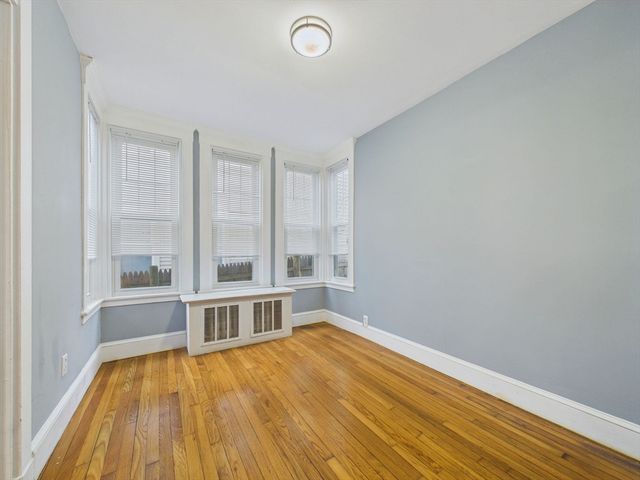 154 Maxfield St, New Bedford, MA 02740