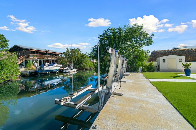 204 La Paloma Road, Key Largo, FL 33037