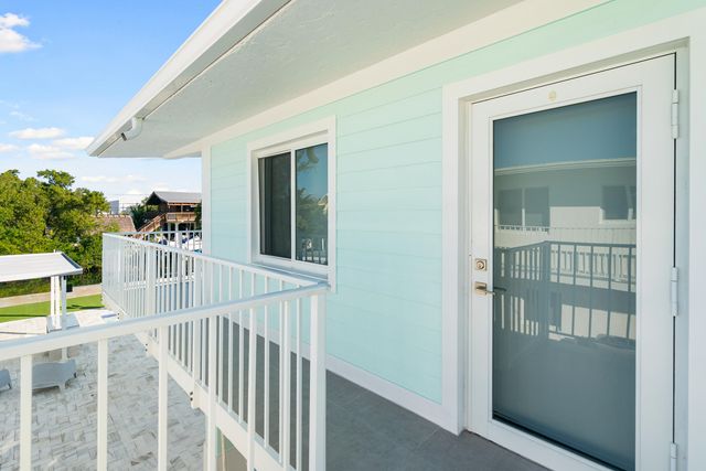 204 La Paloma Road, Key Largo, FL 33037