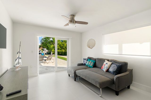 204 La Paloma Road, Key Largo, FL 33037