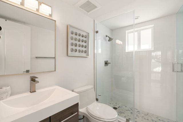 204 La Paloma Road, Key Largo, FL 33037