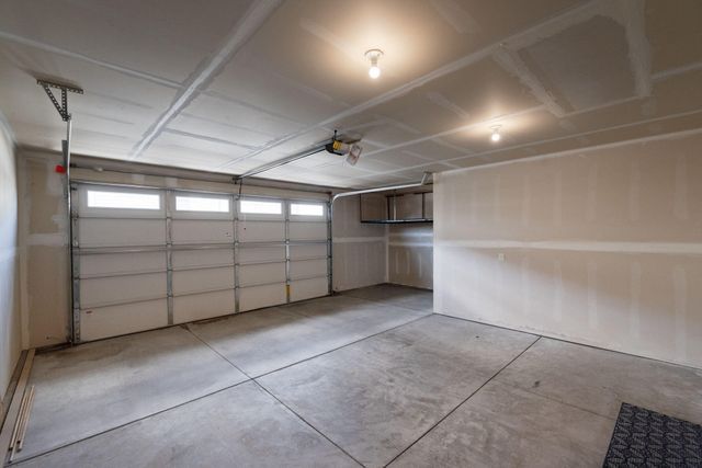 2557 NW Spruce Place, Redmond, OR 97756