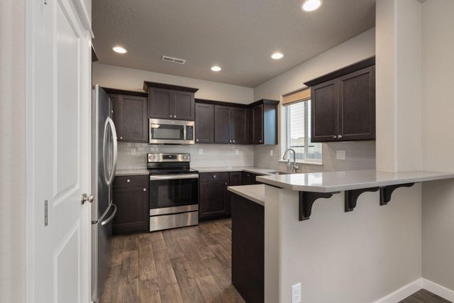 2557 NW Spruce Place, Redmond, OR 97756