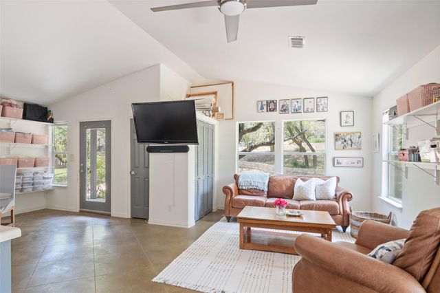 49 LONG CREEK RD, Austin, TX 78737