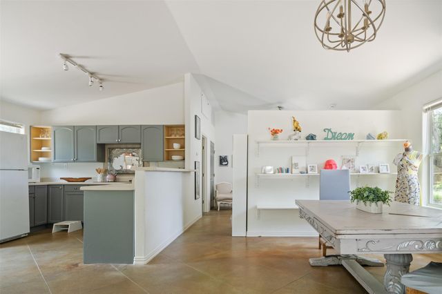 49 LONG CREEK RD, Austin, TX 78737