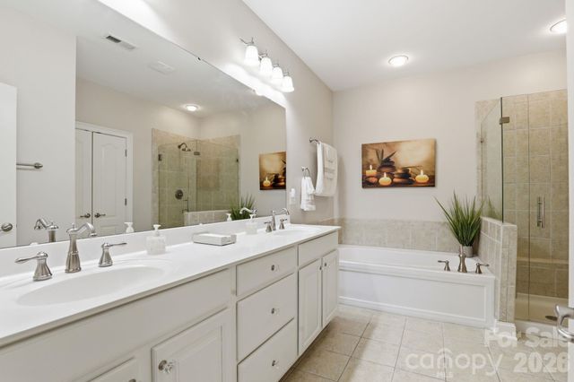 8246 Indigo Row, Charlotte, NC 28277