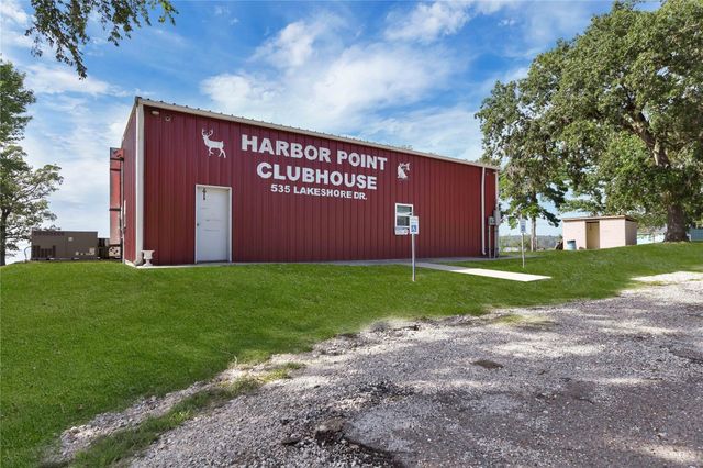 365 N Point Drive N, Trinity, TX 75862