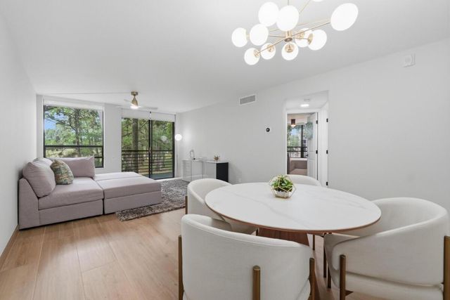 6751 N University Drive Unit 212, Tamarac, FL 33321