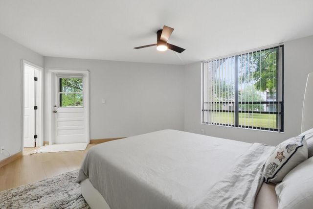 6751 N University Drive Unit 212, Tamarac, FL 33321