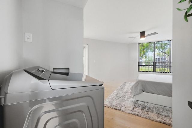 6751 N University Drive Unit 212, Tamarac, FL 33321