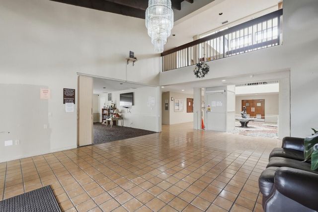 6751 N University Drive Unit 212, Tamarac, FL 33321