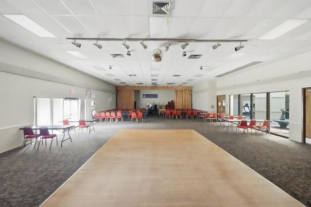 6751 N University Drive Unit 212, Tamarac, FL 33321