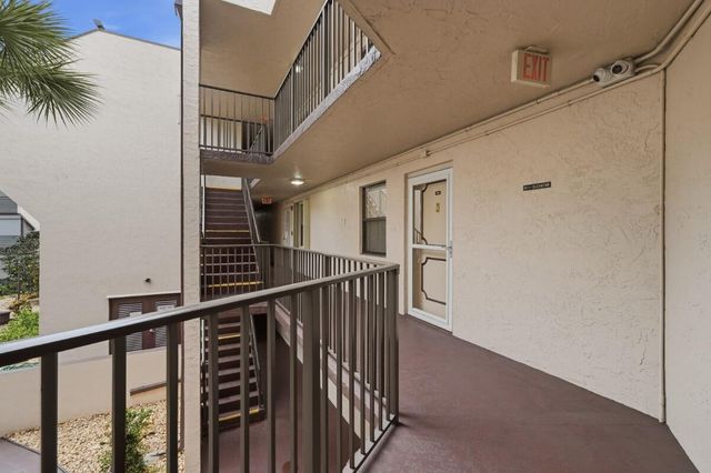 6751 N University Drive Unit 212, Tamarac, FL 33321