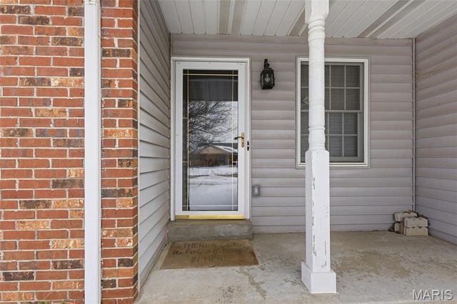 2612 White Manor Court, St Louis, MO 63114