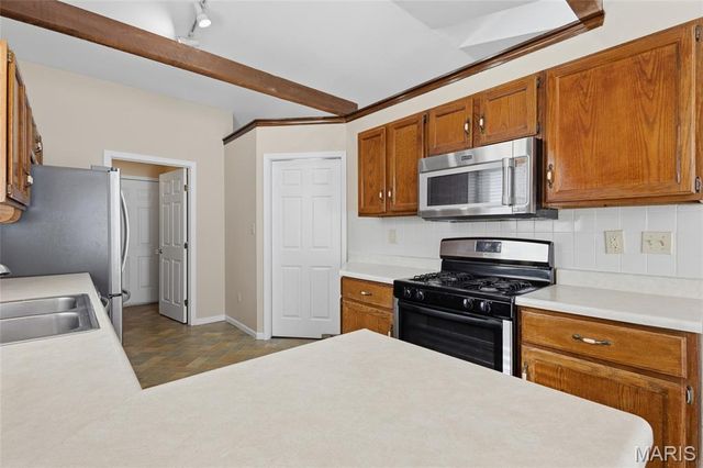 2612 White Manor Court, St Louis, MO 63114