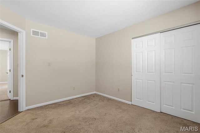 2612 White Manor Court, St Louis, MO 63114