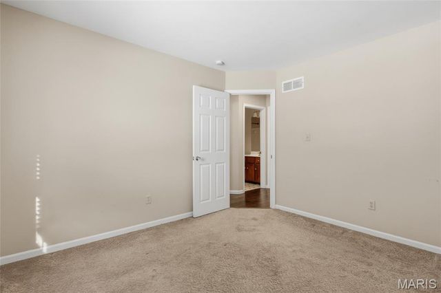 2612 White Manor Court, St Louis, MO 63114