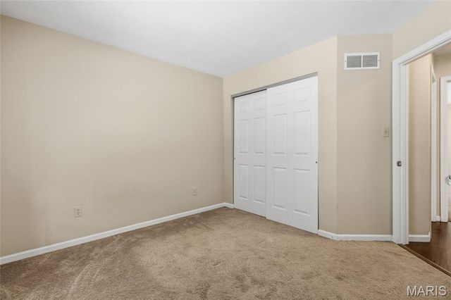 2612 White Manor Court, St Louis, MO 63114