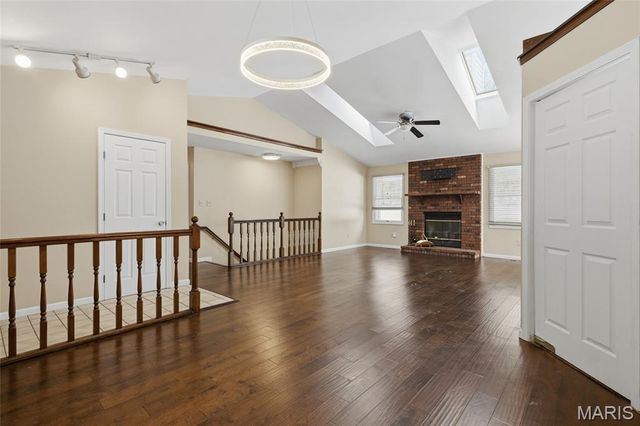 2612 White Manor Court, St Louis, MO 63114