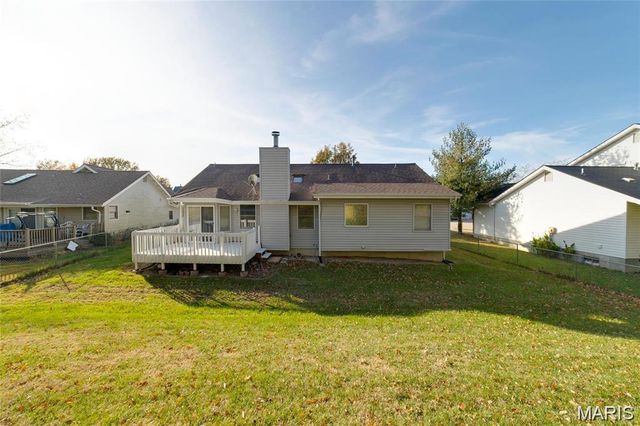 2612 White Manor Court, St Louis, MO 63114