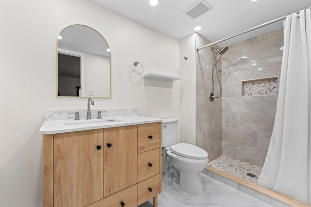 15712 S Sunset Ridge Court 1N, Orland Park, IL 60462